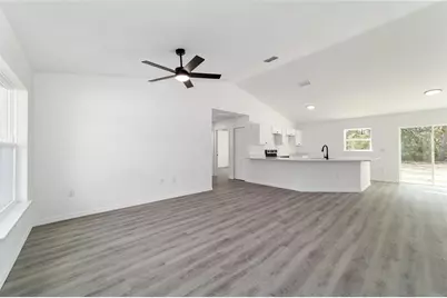 1922 SW Little Cliffs Drive, Dunnellon, FL 34431 - Photo 9