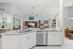 9925 SW 203rd Cir, Dunnellon, FL 34431 - Photo 11