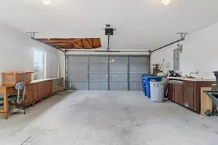 8951 E Sweetwater Dr, Inverness, FL 34450 - Photo 31