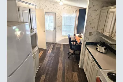 2121 SE 170th Avenue Road, Silver Springs, FL 34488 - Photo 5