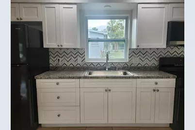 12 Beverly Hills Boulevard, Beverly Hills, FL 34465 - Photo 3