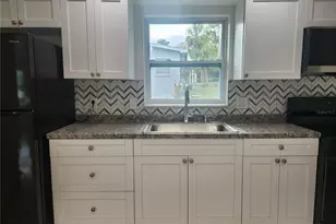 12 Beverly Hills Blvd, Beverly Hills, FL 34465 - Photo 3