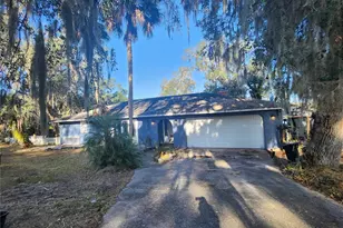 25 Emerald Dr, Ocala, FL 34472 - Photo 1