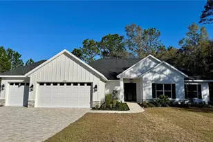 18354 SW 65th Loop, Dunnellon, FL 34432 - Photo 1