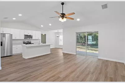 298 W Baker Place, Citrus Springs, FL 34434 - Photo 7