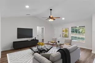 298 W Baker Pl, Citrus Springs, FL 34434 - Photo 9