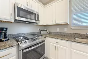 5647 NW 37th Ln Rd, Ocala, FL 34482 - Photo 5