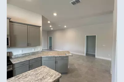 12555 NE 48th Terr, Oxford, FL 34484 - Photo 11