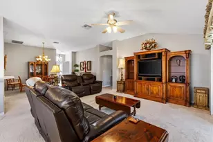 9115 SE 170th Fontaine St, The Villages, FL 32162 - Photo 7