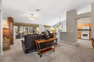 9115 SE 170th Fontaine St, The Villages, FL 32162 - Photo 5