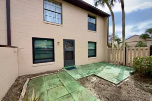 2433 NE 7th St, Ocala, FL 34470 - Photo 27