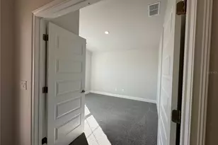 12606 NE 48th St, Oxford, FL 34484 - Photo 5