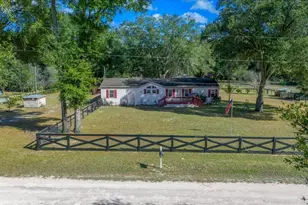 13181 NE 39th Terrace, Anthony, FL 32617 - Photo 3