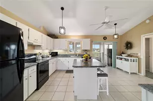 5245 NW 21st Loop, Ocala, FL 34482 - Photo 9