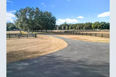 21051 SE 42nd Street, Morriston, FL 32668 - Photo 35