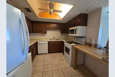 512 Fairways Circle #A, Ocala, FL 34472 - Photo 3