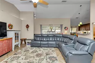 8489 SE 158th Pl, Summerfield, FL 34491 - Photo 11