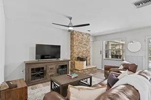 8916 SW 8th St, Ocala, FL 34481 - Photo 9