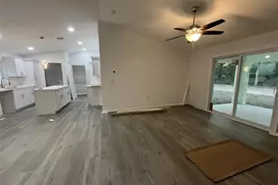 11 Sequoia Loop Pl, Ocklawaha, FL 32179 - Photo 7