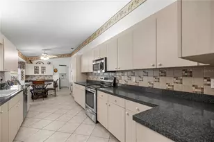 13646 SE 91st Ct, Summerfield, FL 34491 - Photo 11