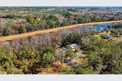 351 Sequoia Dr, Ocklawaha, FL 32179 - Photo 3