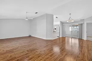 9050 SE 135th Loop, Summerfield, FL 34491 - Photo 5