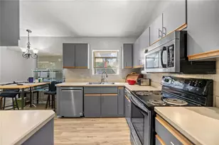 21486 SW Peach Blossom St, Dunnellon, FL 34431 - Photo 5