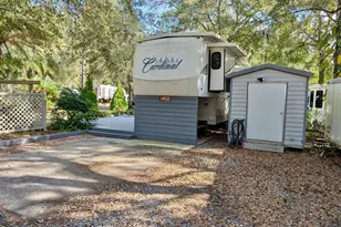 14131 NE 253rd Ave Rd, Salt Springs, FL 32134 - Photo 1