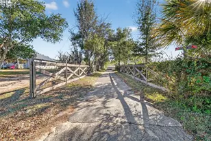 2230 SW 87th Pl, Ocala, FL 34476 - Photo 37