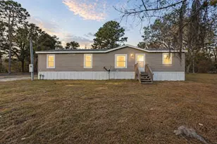 1910 NE 155th Ct, Williston, FL 32696 - Photo 1