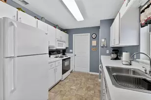 3762 SE 139th Ln, Summerfield, FL 34491 - Photo 13