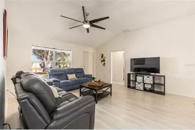 8337 SE 176th Lawson Loop, The Villages, FL 32162 - Photo 11