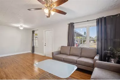 640 59th St S, Saint Petersburg, FL 33707 - Photo 7
