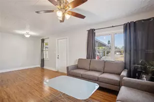 640 59th St S, Saint Petersburg, FL 33707 - Photo 7
