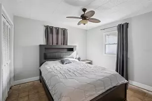 640 59th St S, Saint Petersburg, FL 33707 - Photo 23