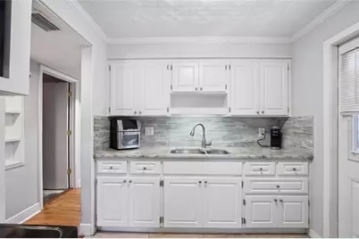 640 59th St S, Saint Petersburg, FL 33707 - Photo 13