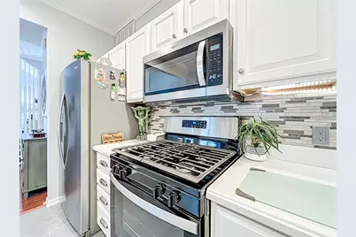 1120 Avenida De Las Casas, The Villages, FL 32159 - Photo 9