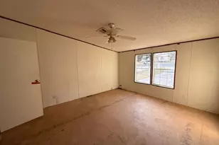 217 Longview Ave, Lady Lake, FL 32159 - Photo 5