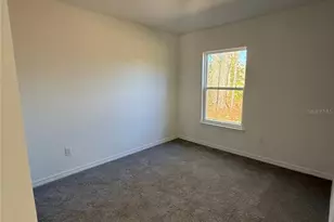 24449 NW Falcon Ave, Dunnellon, FL 34431 - Photo 5