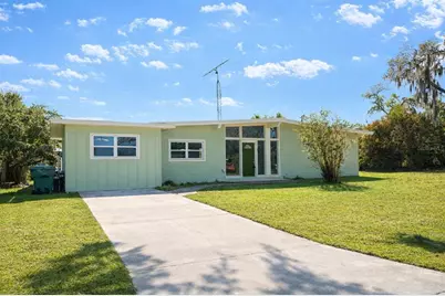 725 Scenic Street, Leesburg, FL 34748 - Photo 1