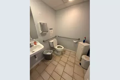 1028 E Silver Springs Boulevard #Bldg 1, Ocala, FL 34470 - Photo 11