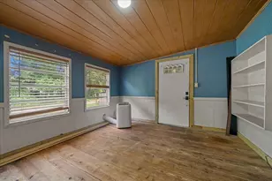 25094 NE 132nd Ln, Salt Springs, FL 32134 - Photo 17