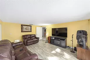 7075 SE County Hwy 25A, Belleview, FL 34420 - Photo 7