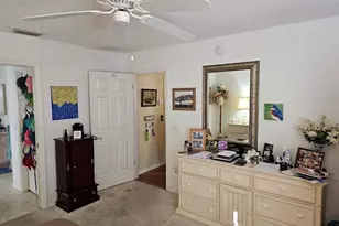 8072 SE 175th Columbia Pl, The Villages, FL 32162 - Photo 9