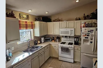 8072 SE 175th Columbia Place, The Villages, FL 32162 - Photo 7