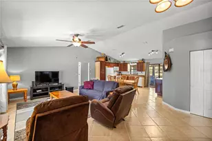 17757 SE 28th Lane Rd, Silver Springs, FL 34488 - Photo 5