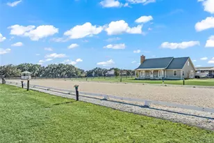 19830 SE 15th Pl, Morriston, FL 32668 - Photo 5