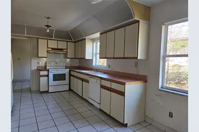 2288 Evenglow Avenue, Spring Hill, FL 34609 - Photo 9