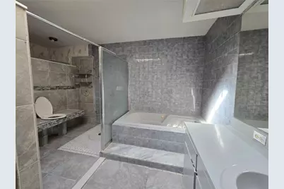 2288 Evenglow Avenue, Spring Hill, FL 34609 - Photo 23