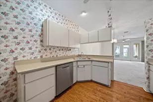 6818 E Queensbury Ln, Inverness, FL 34452 - Photo 7